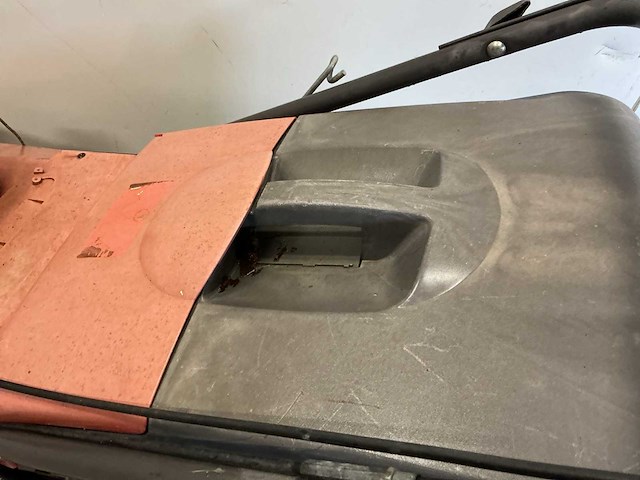 Husqvarna royal 43 grasmaaier - afbeelding 10 van  10