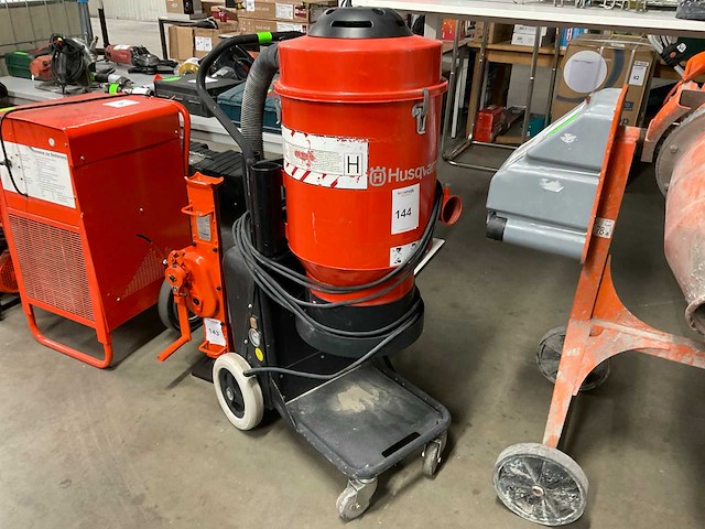 Husqvarna s26 stofzuiger - afbeelding 3 van  7