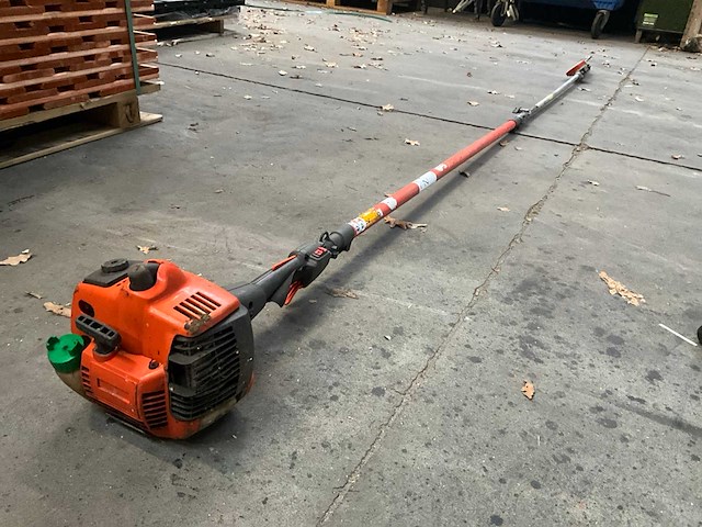 Husqvarna stokzaag kettingzaag - afbeelding 1 van  8