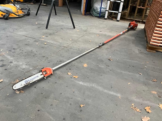 Husqvarna stokzaag kettingzaag - afbeelding 2 van  8