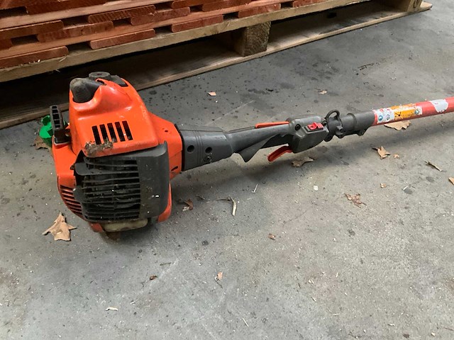 Husqvarna stokzaag kettingzaag - afbeelding 6 van  8