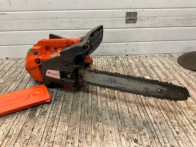 Husqvarna t435 kettingzaag - afbeelding 3 van  6