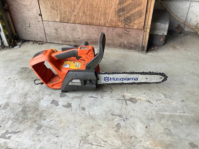 Husqvarna t536 kettingzaag - afbeelding 2 van  2