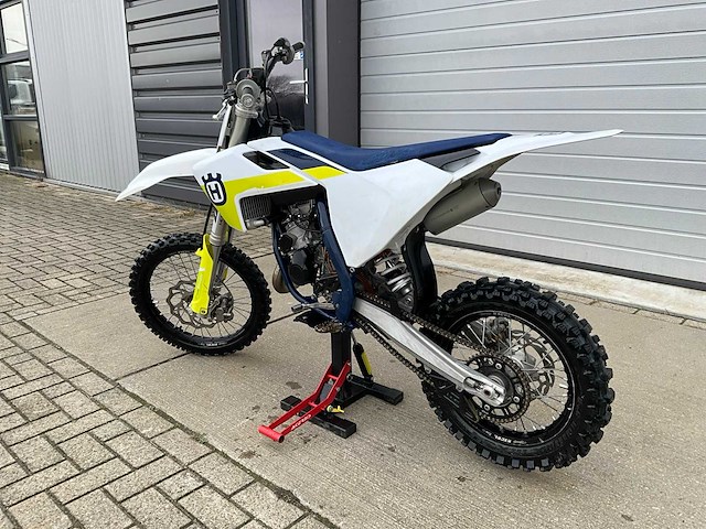 Husqvarna tc 85 crossmotor - afbeelding 8 van  13
