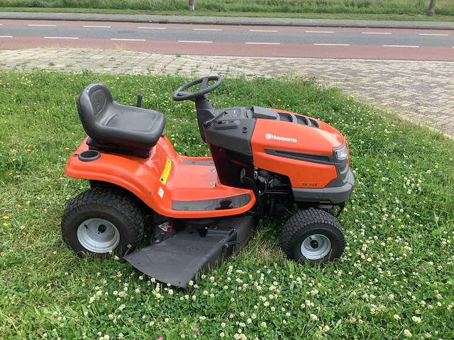 Husqvarna ts 138 zitmaaier - afbeelding 3 van  8