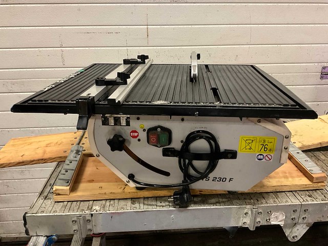 Husqvarna ts 230 f tegelzaagmachine - afbeelding 1 van  3