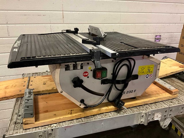 Husqvarna ts 230 f tegelzaagmachine - afbeelding 1 van  5