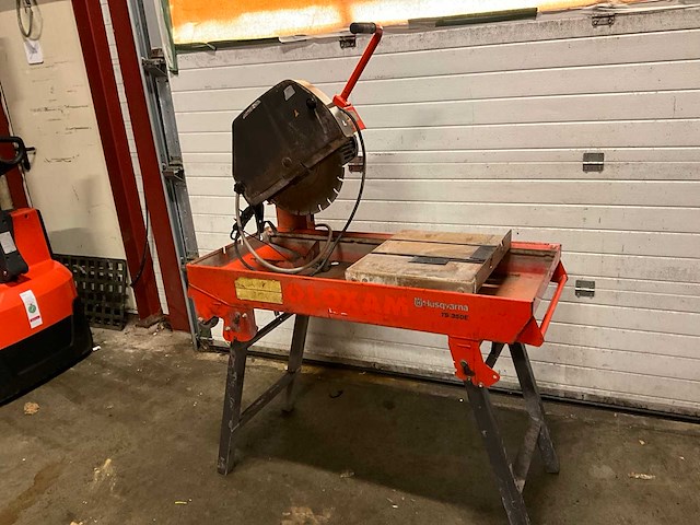Husqvarna ts 350e steenzaagmachine - afbeelding 2 van  6