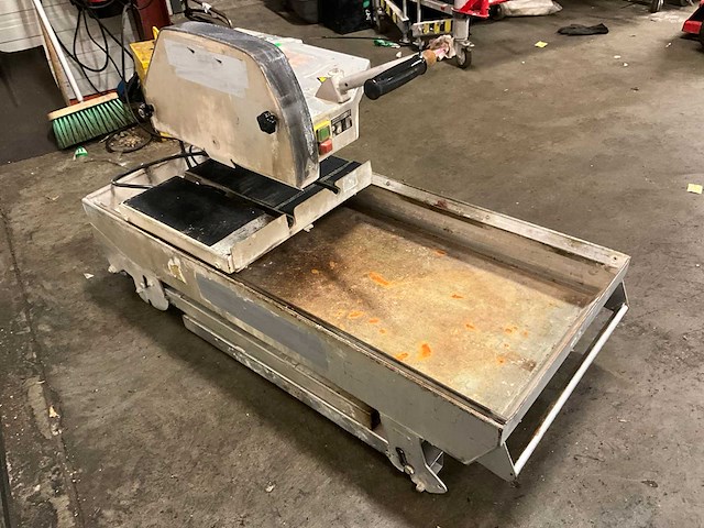 Husqvarna ts350e steenzaagmachine - afbeelding 2 van  5
