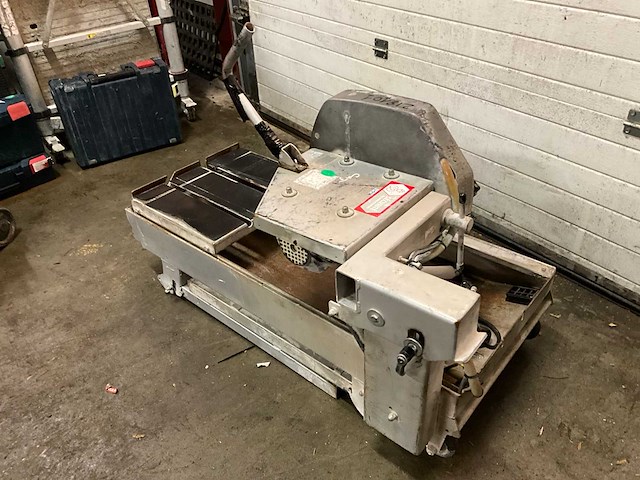 Husqvarna ts350e steenzaagmachine - afbeelding 7 van  7