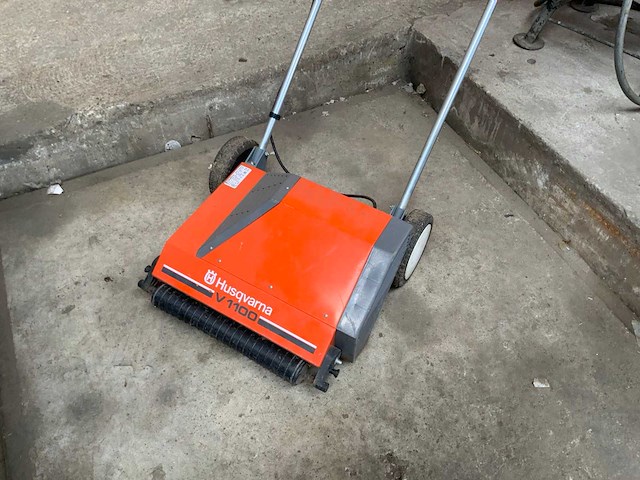 Husqvarna v1100 cultivator - afbeelding 2 van  3