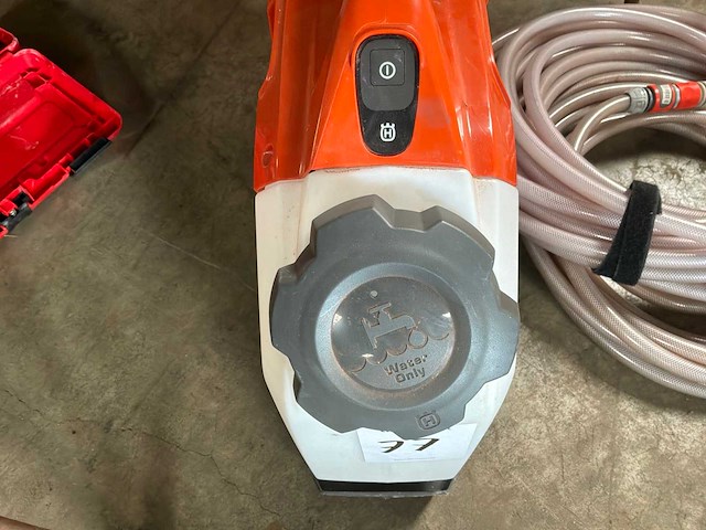 Husqvarna watertank - afbeelding 4 van  6