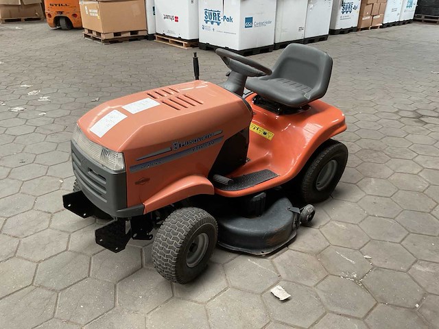 Husqvarna yth 130 grasmaaier - afbeelding 1 van  12