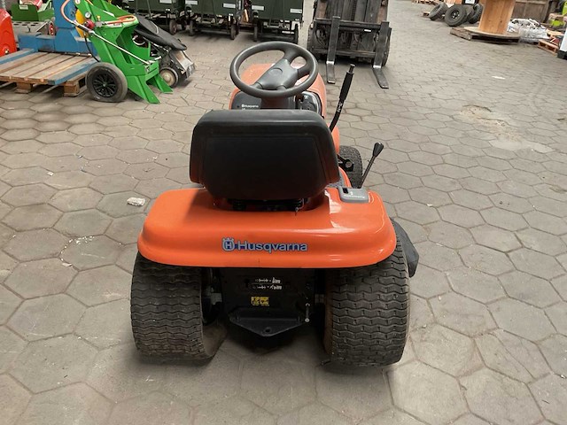 Husqvarna yth 130 grasmaaier - afbeelding 8 van  12