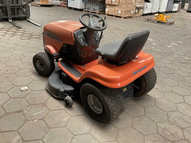 Husqvarna yth 130 grasmaaier - afbeelding 9 van  12