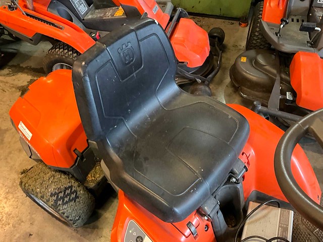 Husqvarna zitmaaier - afbeelding 5 van  8