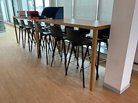 "hussl" bartafel met 6 "z-edities" stoelen (2x) - afbeelding 2 van  5
