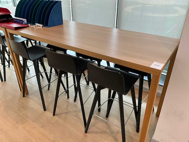 "hussl" bartafel met 6 "z-edities" stoelen (2x) - afbeelding 3 van  5