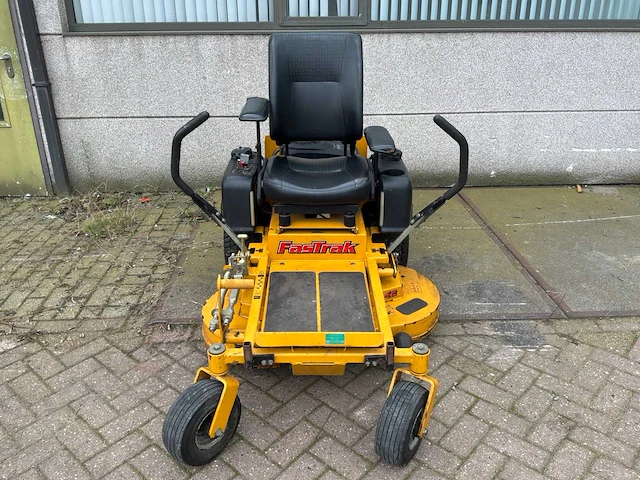 Hustler fastrak 42 zitmaaier - afbeelding 7 van  14