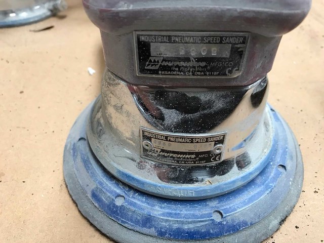 Hutchins manufacring pneumatische handschuurmachine (4x) - afbeelding 5 van  6
