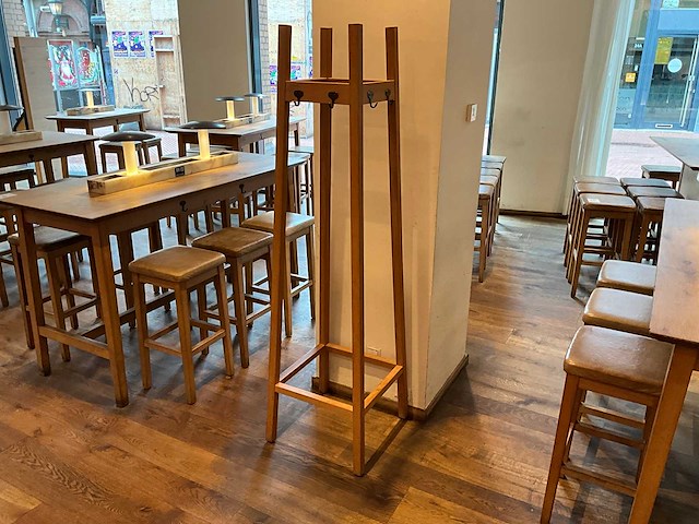 Hutten - 4-zijdige kapstok - afbeelding 1 van  5