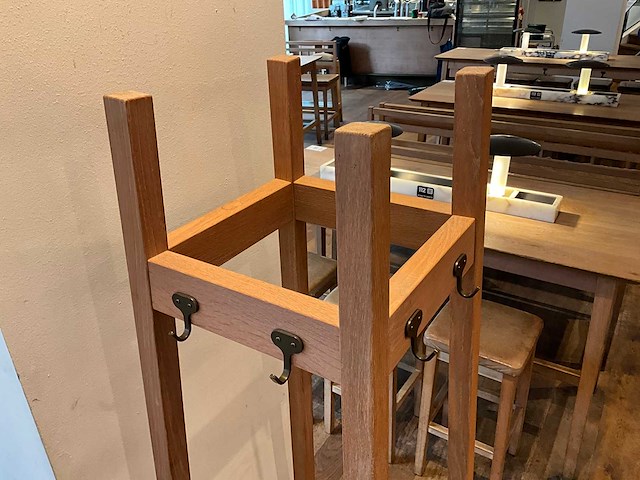 Hutten - 4-zijdige kapstok - afbeelding 4 van  5