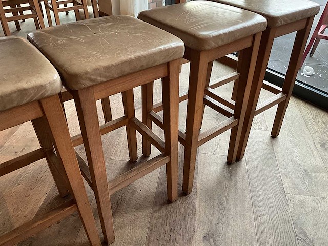 Hutten - barkruk (4x) - afbeelding 4 van  4