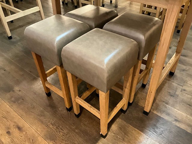 Hutten - barkruk (4x) - afbeelding 2 van  2