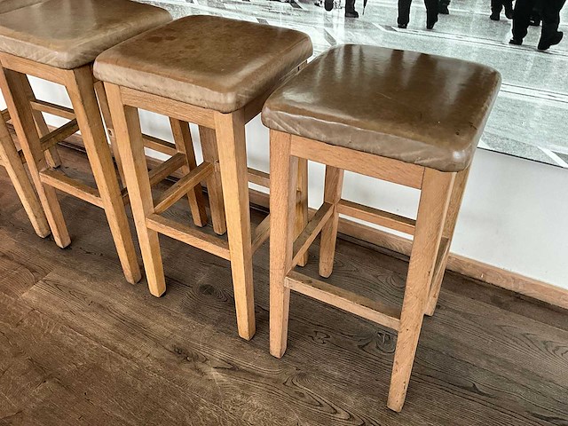 Hutten - barkruk (4x) - afbeelding 3 van  4