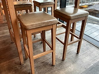 Hutten - barkruk (4x) - afbeelding 2 van  2