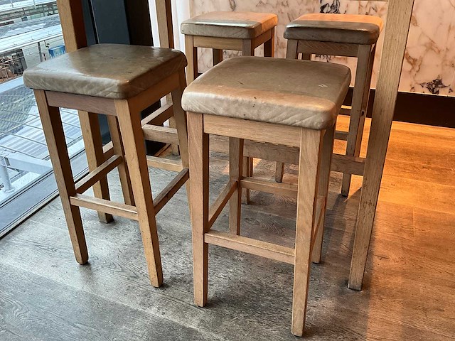 Hutten - barkruk (4x) - afbeelding 1 van  3