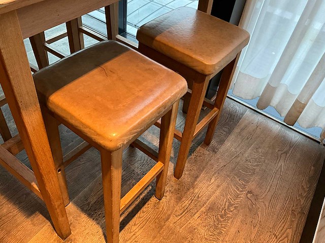 Hutten - barkruk (4x) - afbeelding 2 van  3