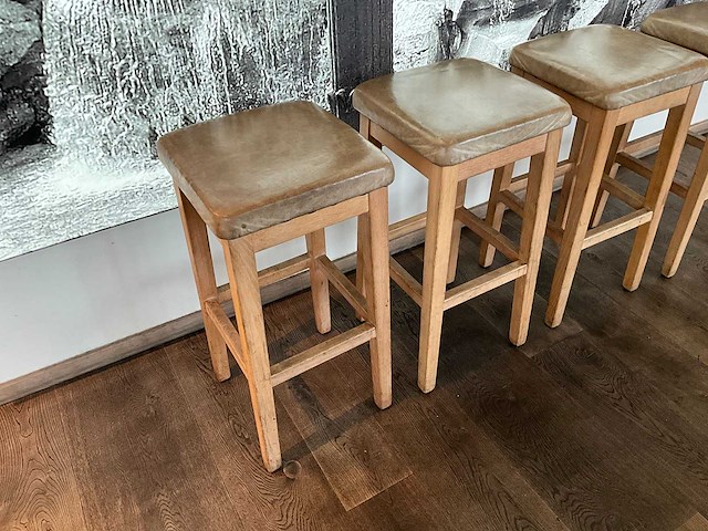 Hutten - barkruk (4x) - afbeelding 4 van  4