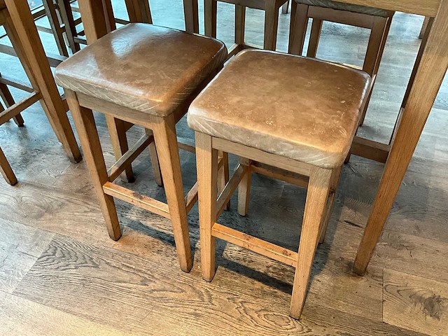 Hutten - barkruk (4x) - afbeelding 2 van  3