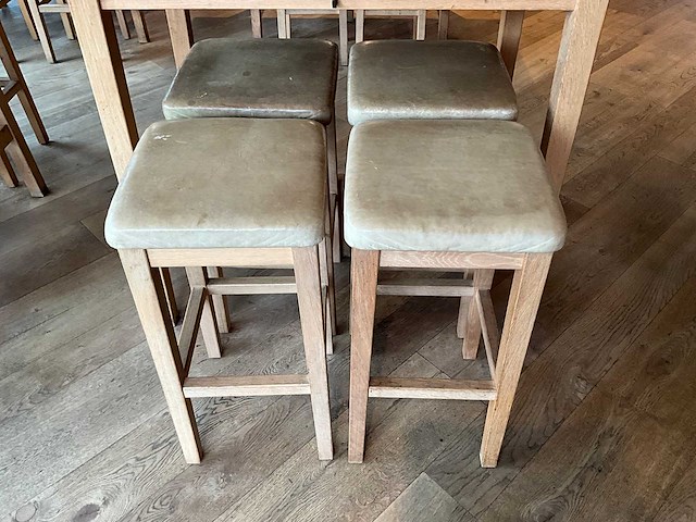 Hutten - barkruk (4x) - afbeelding 1 van  3