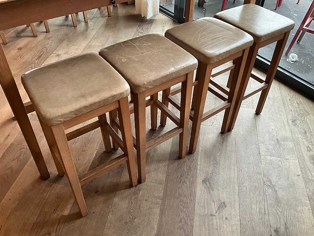 Hutten - barkruk (4x) - afbeelding 1 van  4