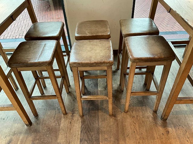 Hutten - barkruk (6x) - afbeelding 1 van  4