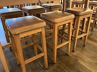 Hutten - barkruk (6x) - afbeelding 1 van  2