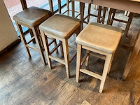 Hutten - barkruk (6x) - afbeelding 1 van  5