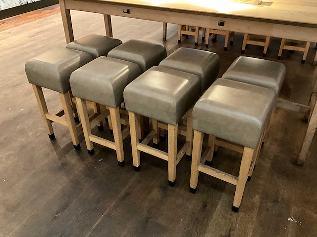 Hutten - barkruk (8x) - afbeelding 1 van  4