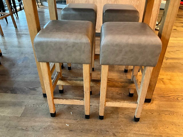 Hutten - barkruk met lederen zitting (8x) - afbeelding 2 van  5