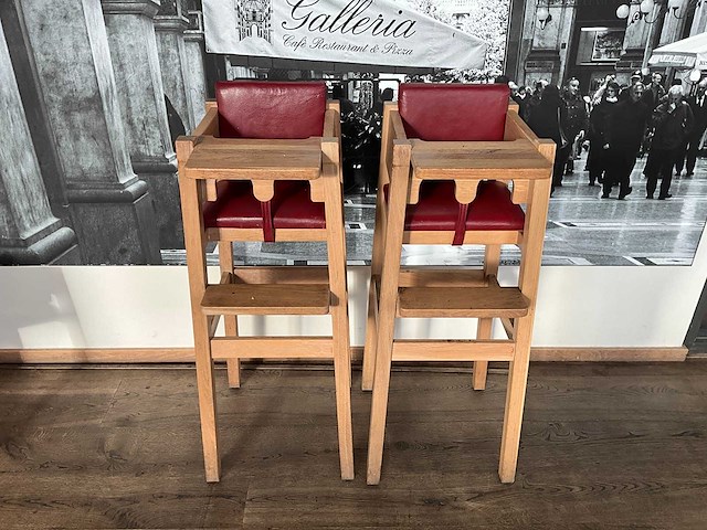 Hutten - bartafel kinderstoel (2x) - afbeelding 1 van  4