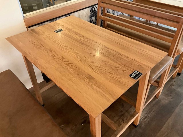 Hutten - bartafel met 2 banken (2x) - afbeelding 4 van  7