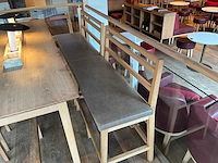 Hutten - bartafel met 2 banken en 4 barkrukken - afbeelding 6 van  9
