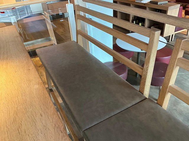 Hutten - bartafel met 2 banken en 4 barkrukken - afbeelding 8 van  9