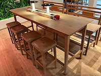 Hutten - bartafel met 2 banken en 4 barkrukken - afbeelding 2 van  7