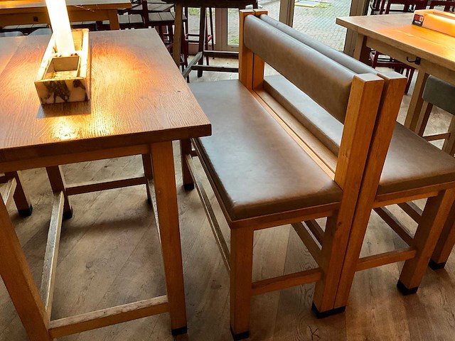 Hutten - bartafel met 2 banken - afbeelding 3 van  6