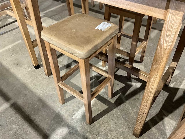 Hutten - bartafel met 2 barkrukken - afbeelding 6 van  6