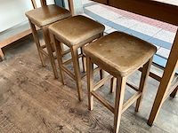 Hutten - bartafel met 3 barkrukken - afbeelding 2 van  6