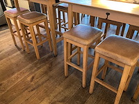 Hutten - bartafel met 4 barkrukken (2x) - afbeelding 8 van  8